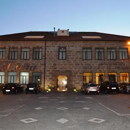 Hotel Complexo Hoteleiro Em Santana